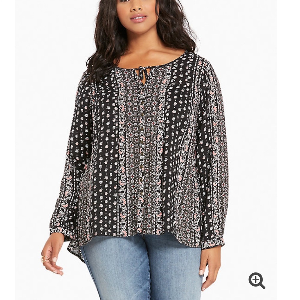 Torrid floral blouse